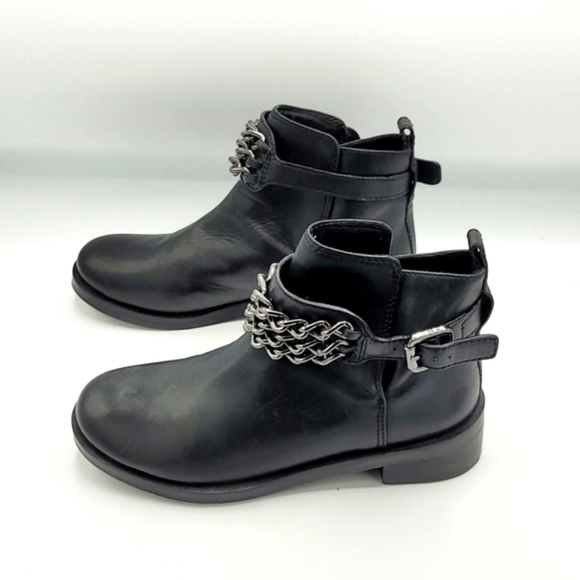 Tory Burch Bloomfield Chain Leather Bootie in Black Size 6.5 M - Picture 6 of 16